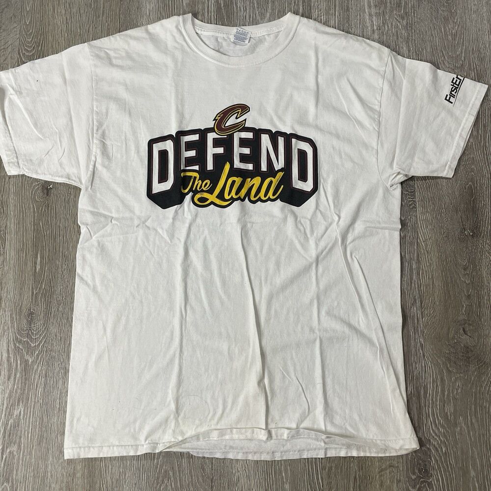 Men's XL Cleveland Cavaliers Playoff Defend The Land Graphic NBA T Shirt White